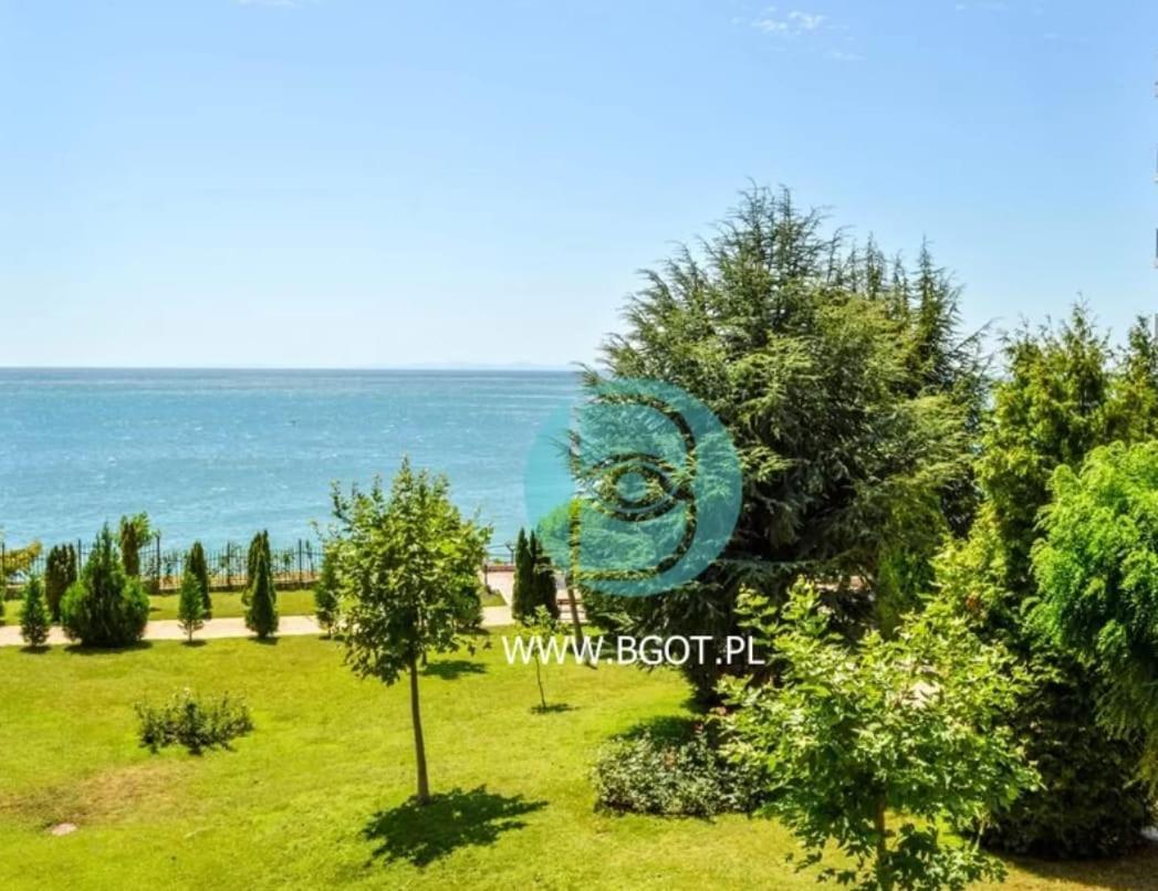 Panorama Marina Fort Beach - Premium Apartments Sea Viev Sveti Vlas Dış mekan fotoğraf