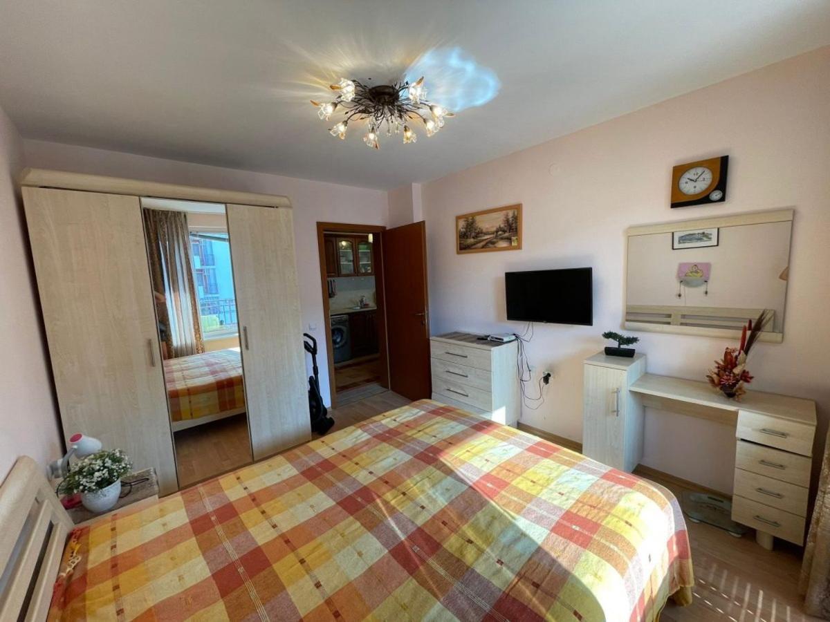 Panorama Marina Fort Beach - Premium Apartments Sea Viev Sveti Vlas Oda fotoğraf