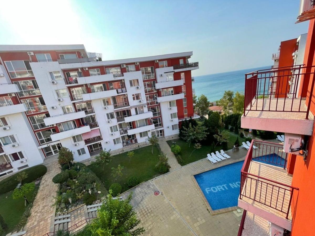 Panorama Marina Fort Beach - Premium Apartments Sea Viev Sveti Vlas Oda fotoğraf